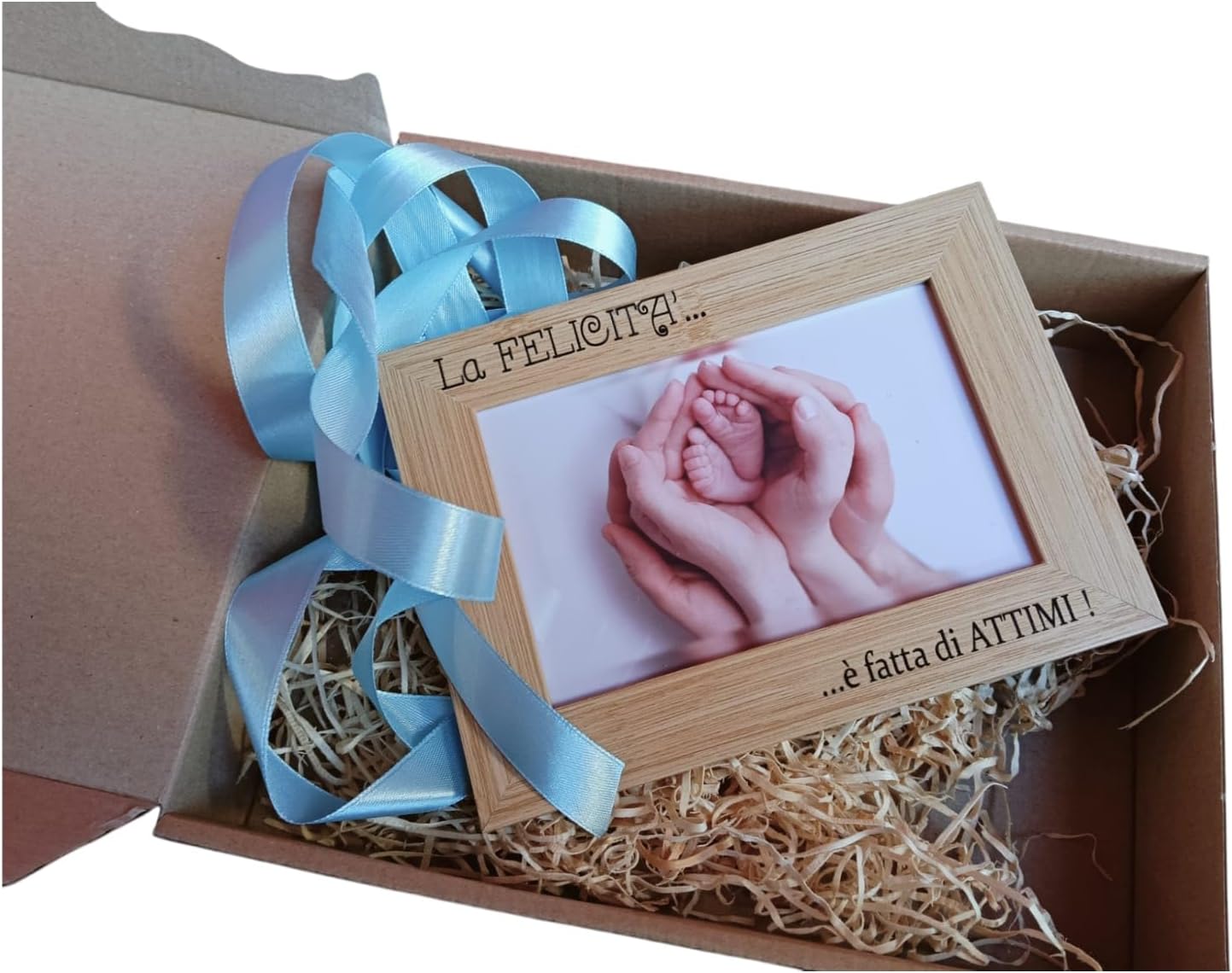 Bomboniere Battesimo Bambino Bambina Cornice in Legno Naturale o Bianca Regalo Nascita in Scatola con Fiocco e Incisione Frase Felicità - Giomel