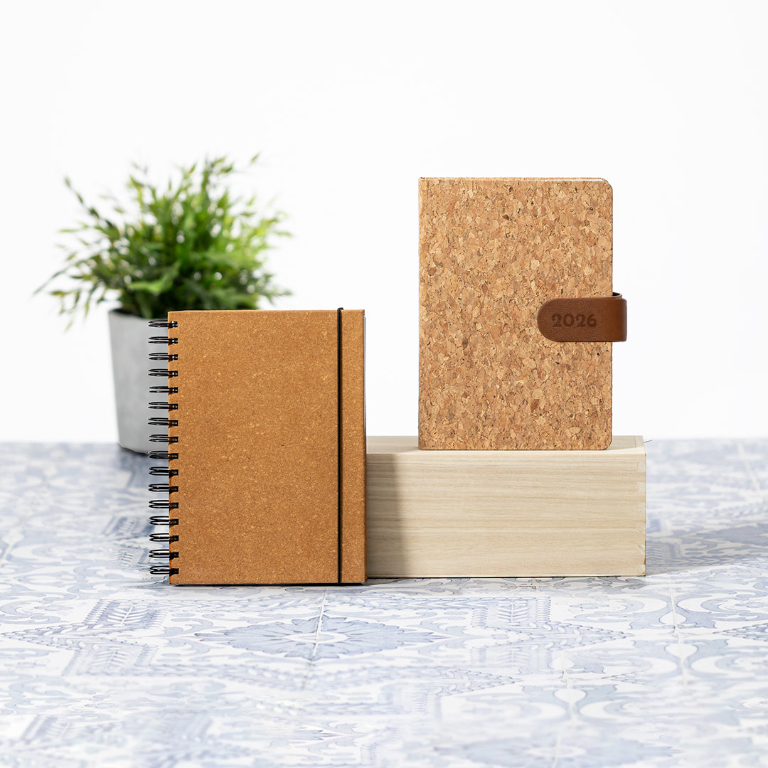 Agenda 2026 in  Sughero Personalizzata con incisione laser e disegno - Giomel