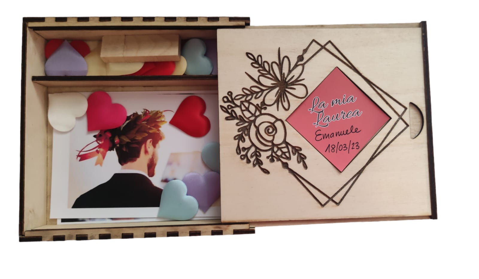 Scatola Album Fotografico con Pennetta USB in Legno Incisione sul Coperchio - Giomel